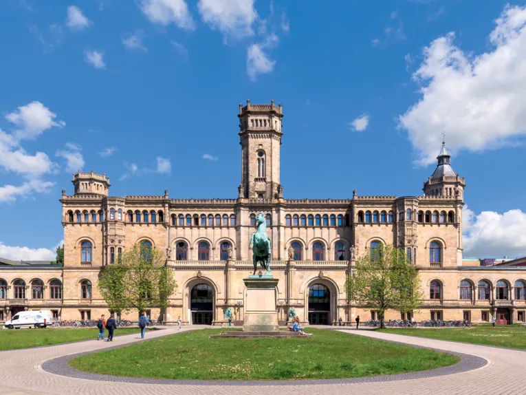 Leibniz Universität